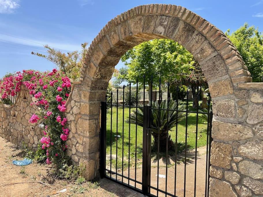 Mama'S Sunshine Garden Villa Agios Ilias  المظهر الخارجي الصورة
